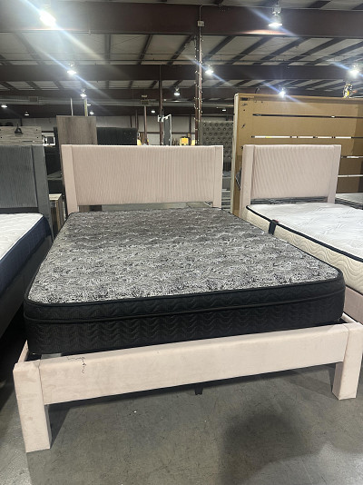 Crown Mark Full Bed- Blush Pink